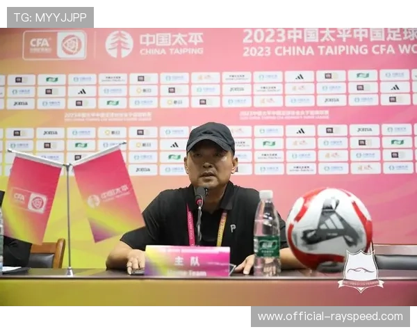 常卫魏:老将咬牙坚持,马君带伤踢满两场树立榜样 常卫魏:老将咬牙坚持,马君带伤踢满两场树立榜样